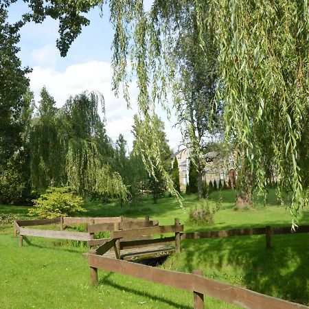 Beautiful Gites With Garden Pond And Playground 스프리몽 외부 사진
