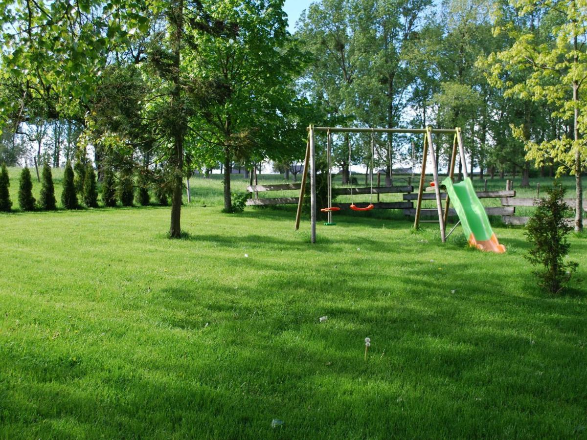 Beautiful Gites With Garden Pond And Playground 스프리몽 외부 사진